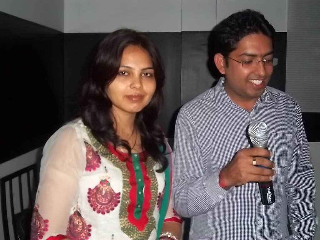 Karaoke in Noida