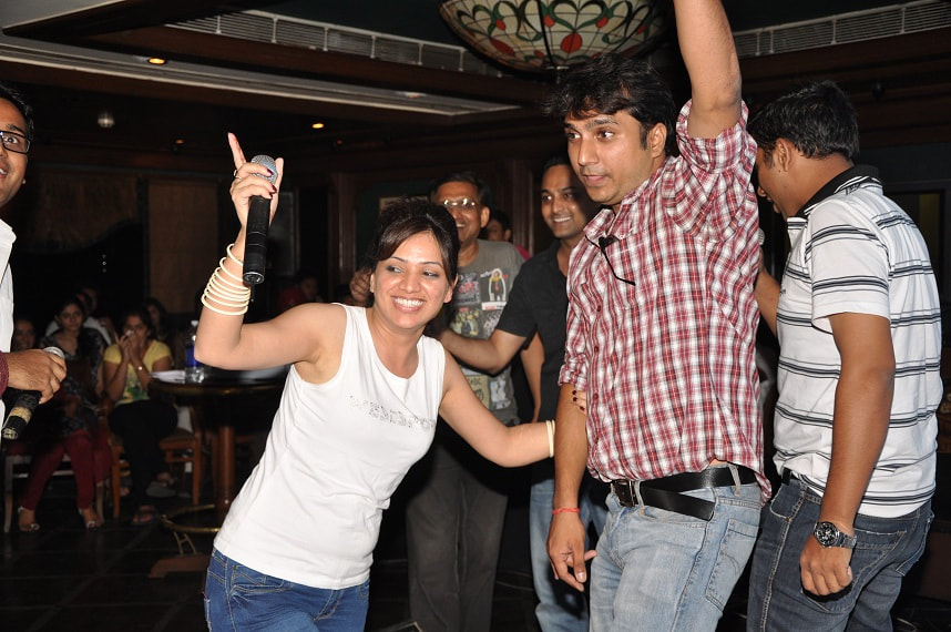 Karaoke Performer in Delhi